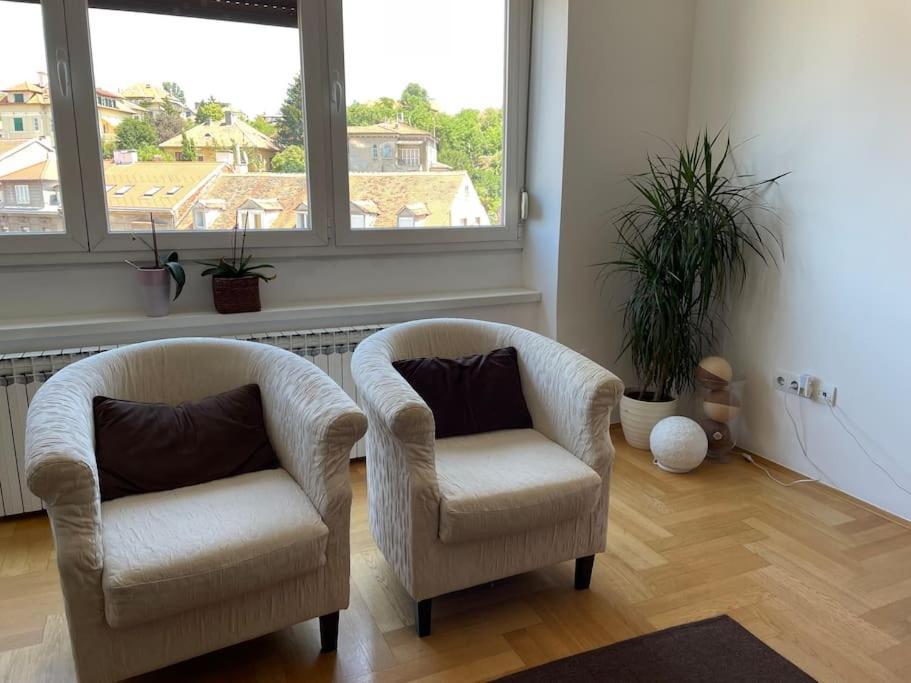 Spacious 3br/2bt With A/c In Center Zagreb